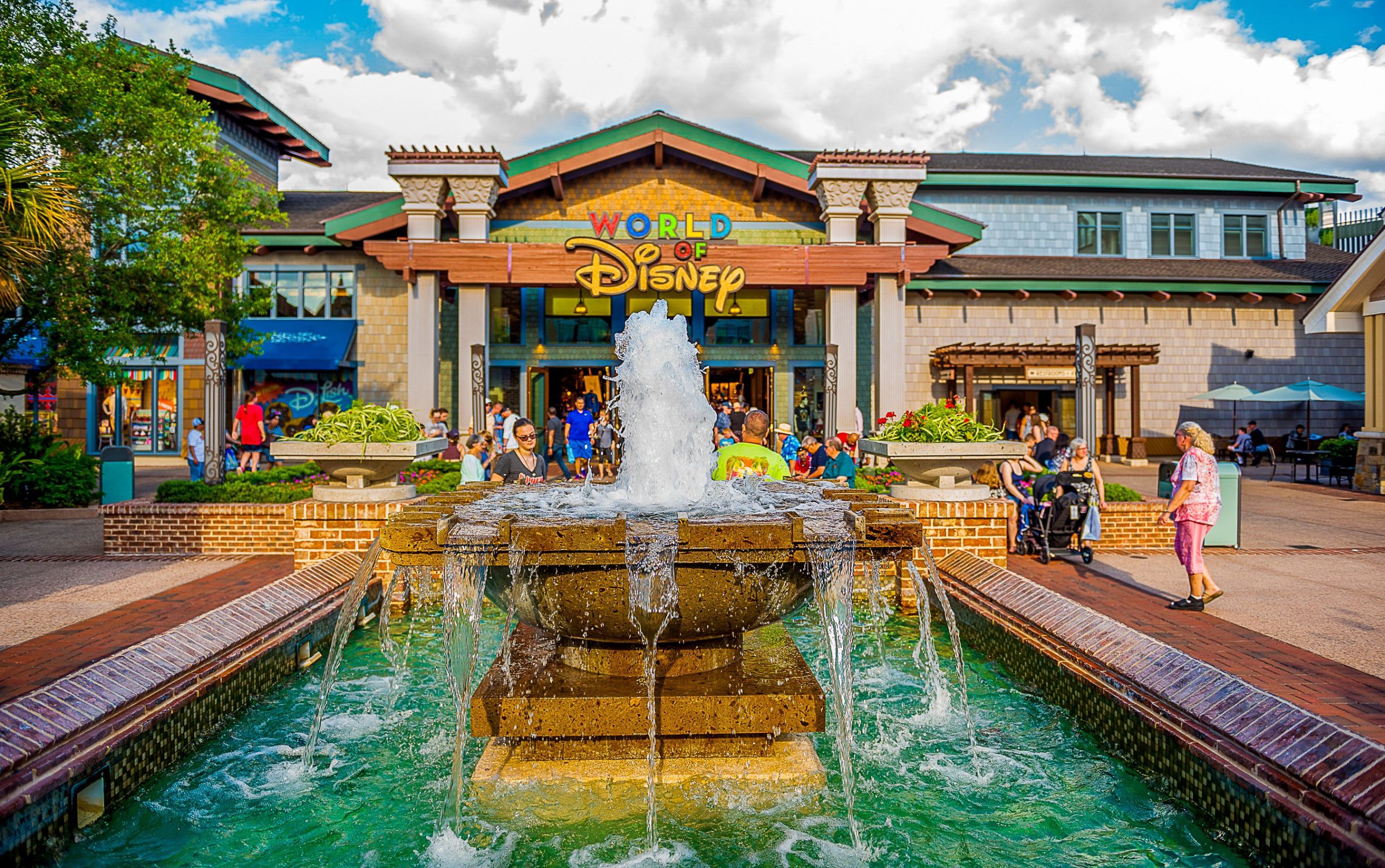 春と秋にディズニーワールドリゾートで最大35％節約する方法