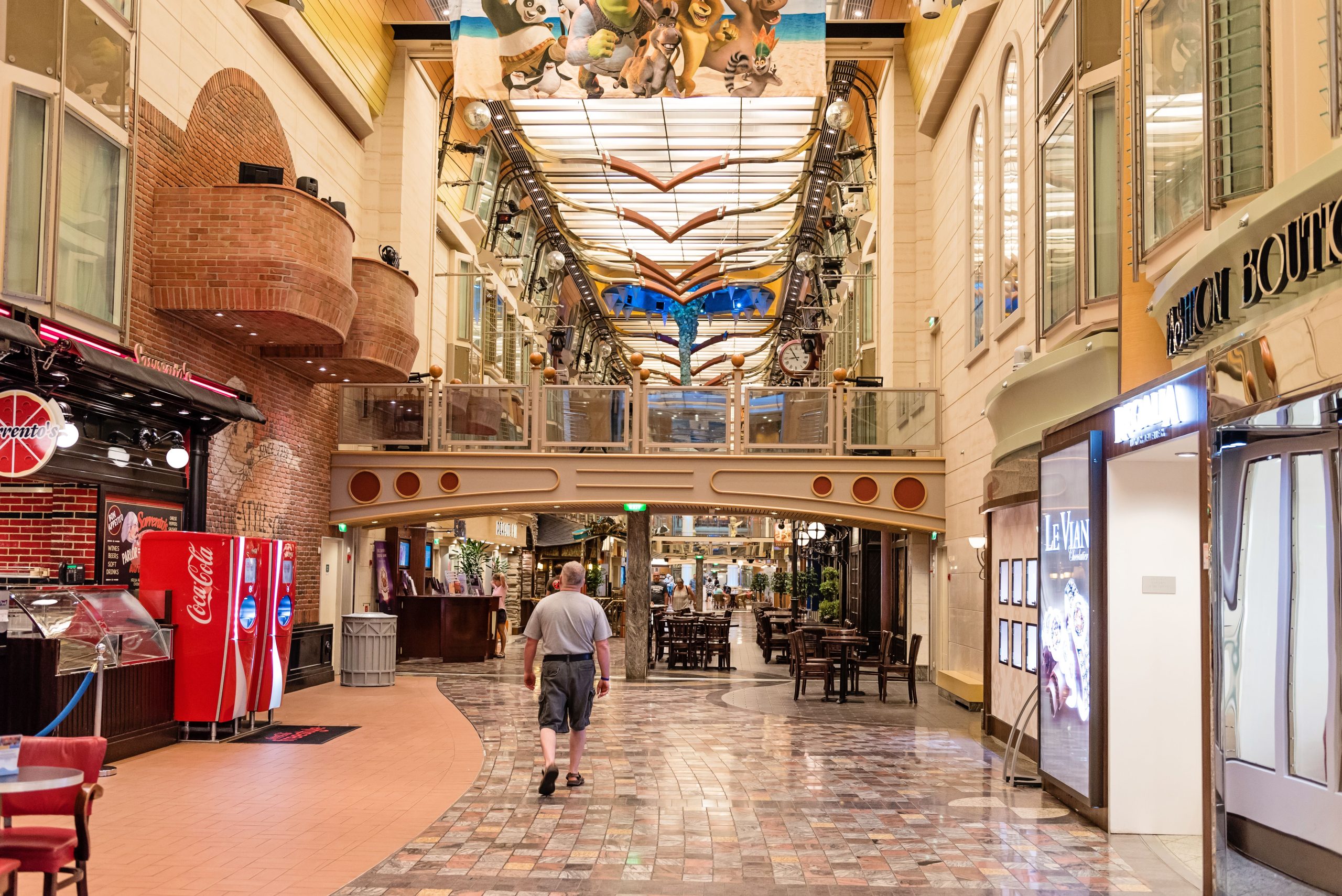 ロイヤルカリビアンは、このおかげでカスタマーサービスラインを20％削減したことを称賛しました