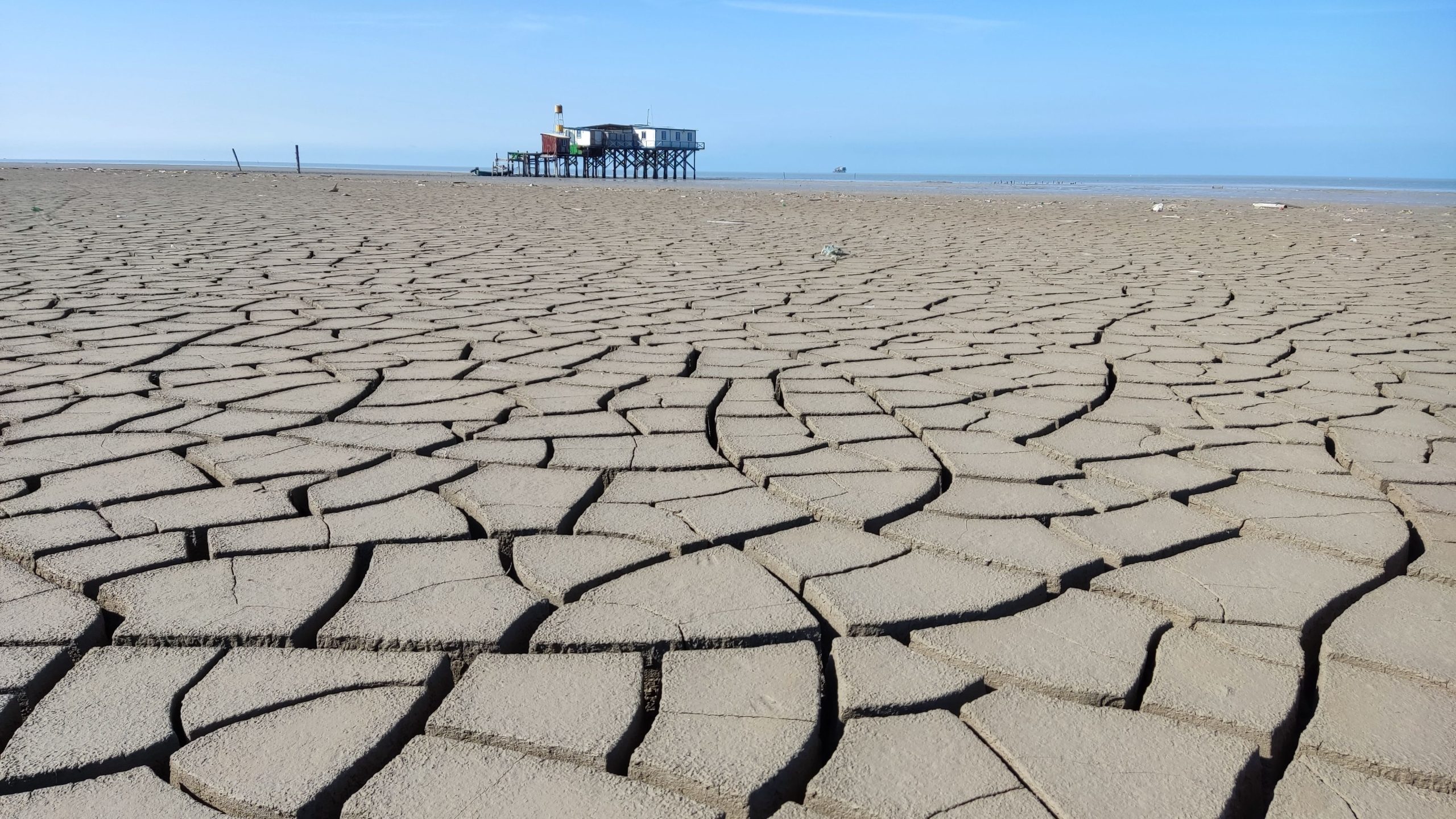 カスピ海は乾燥していますか？何を知っているか