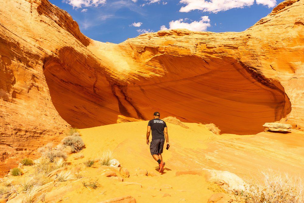秘密の自然の不思議は、この過小評価されているアリゾナの町の謙虚なガソリンスタンドに隠されています