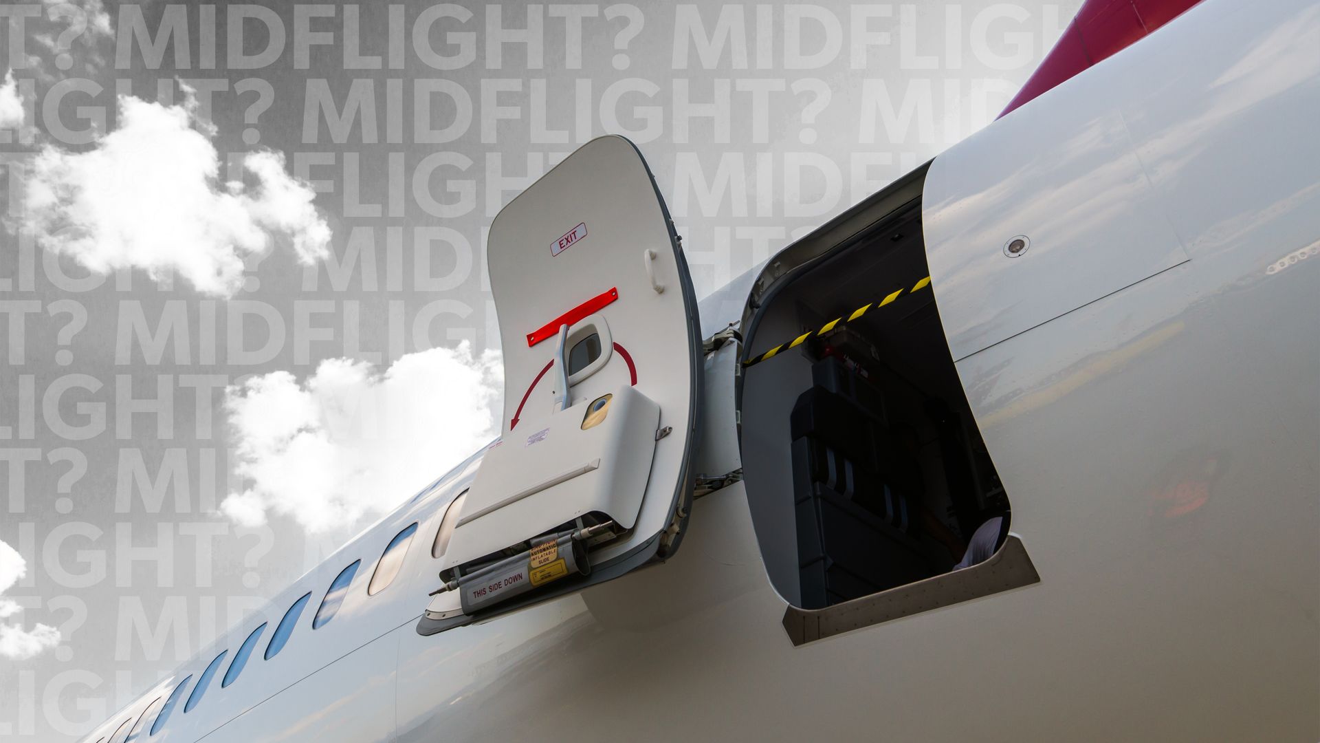 衝撃的な時代の乗客は飛行機のドアを開けようとしました。