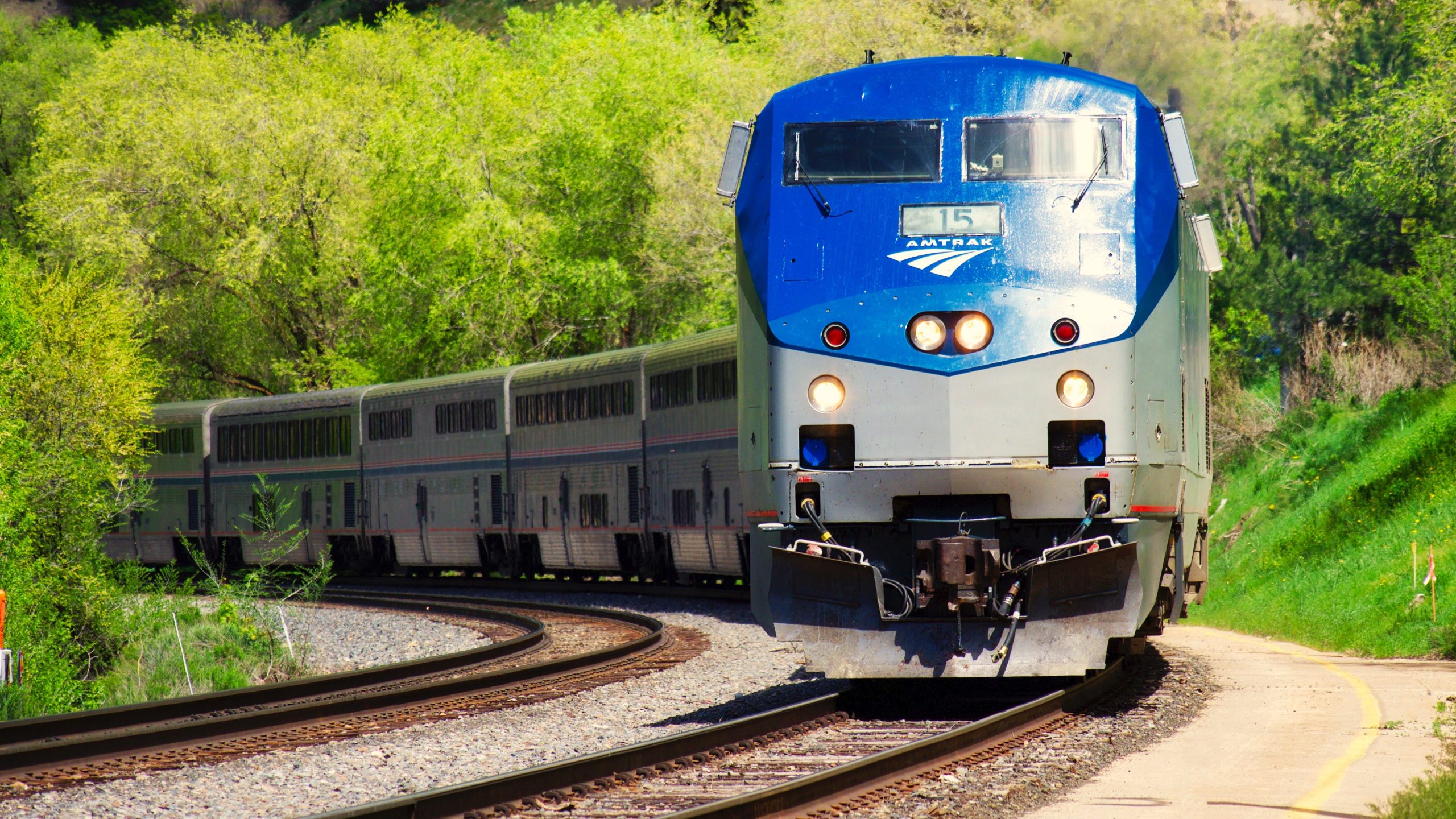 カリフォルニアでのアムトラックの最も壮大な旅は1,500ドルかかります。