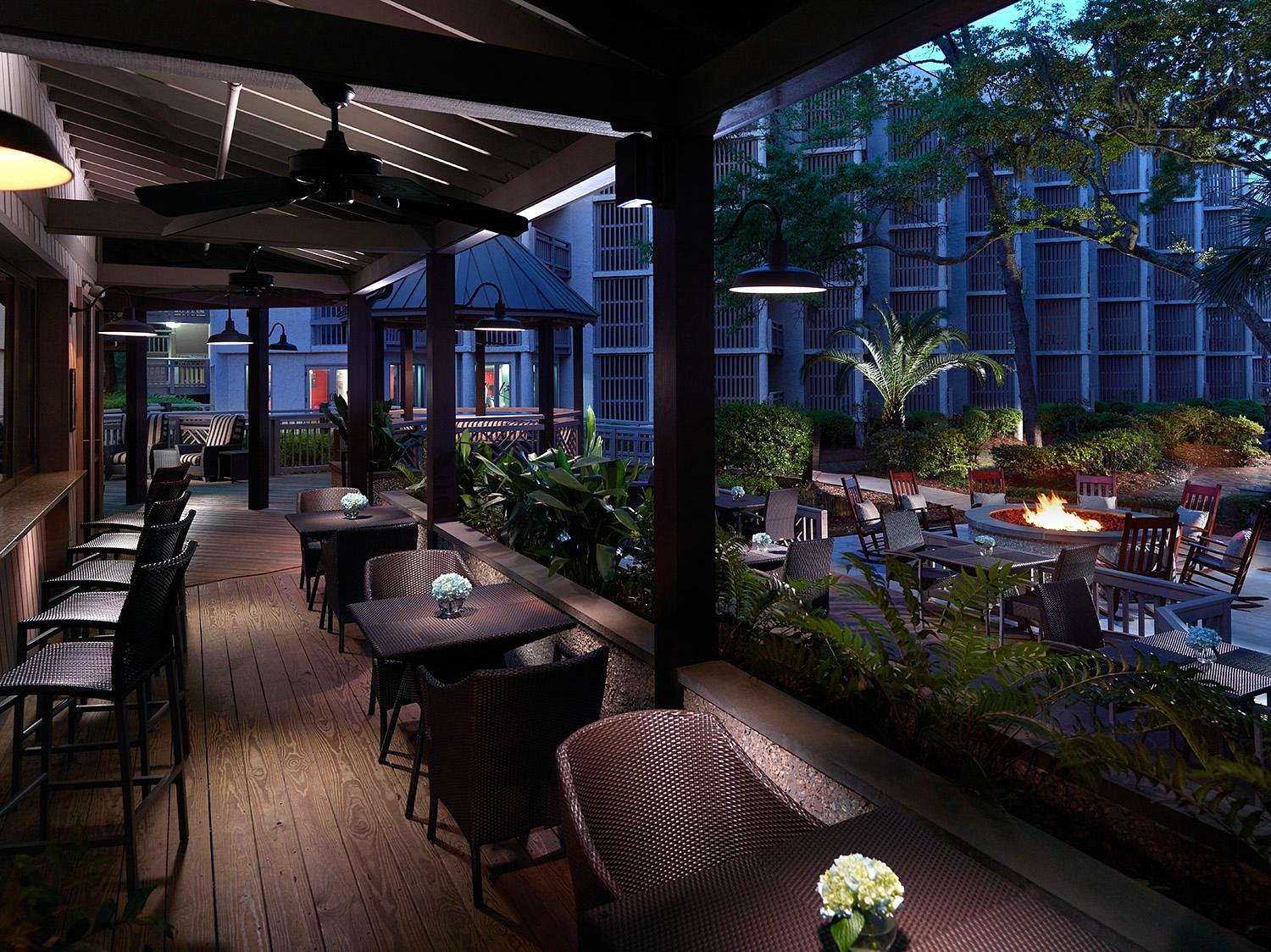 ヒルトンヘッドアイランドのトップ12の高級レストラン