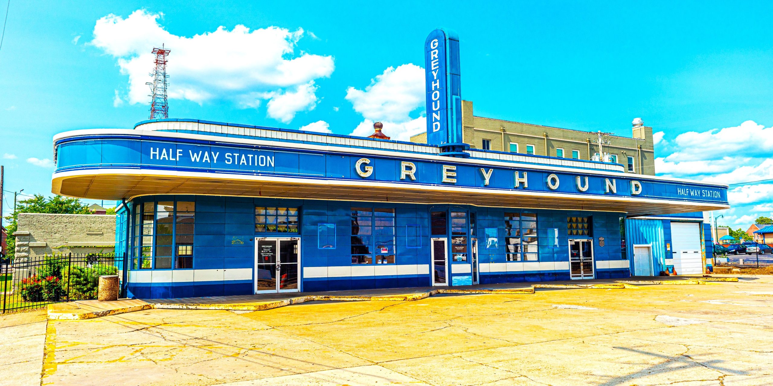 これらは、風光明媚な景色のためのアメリカでグレイハウンドの最高のバス路線です