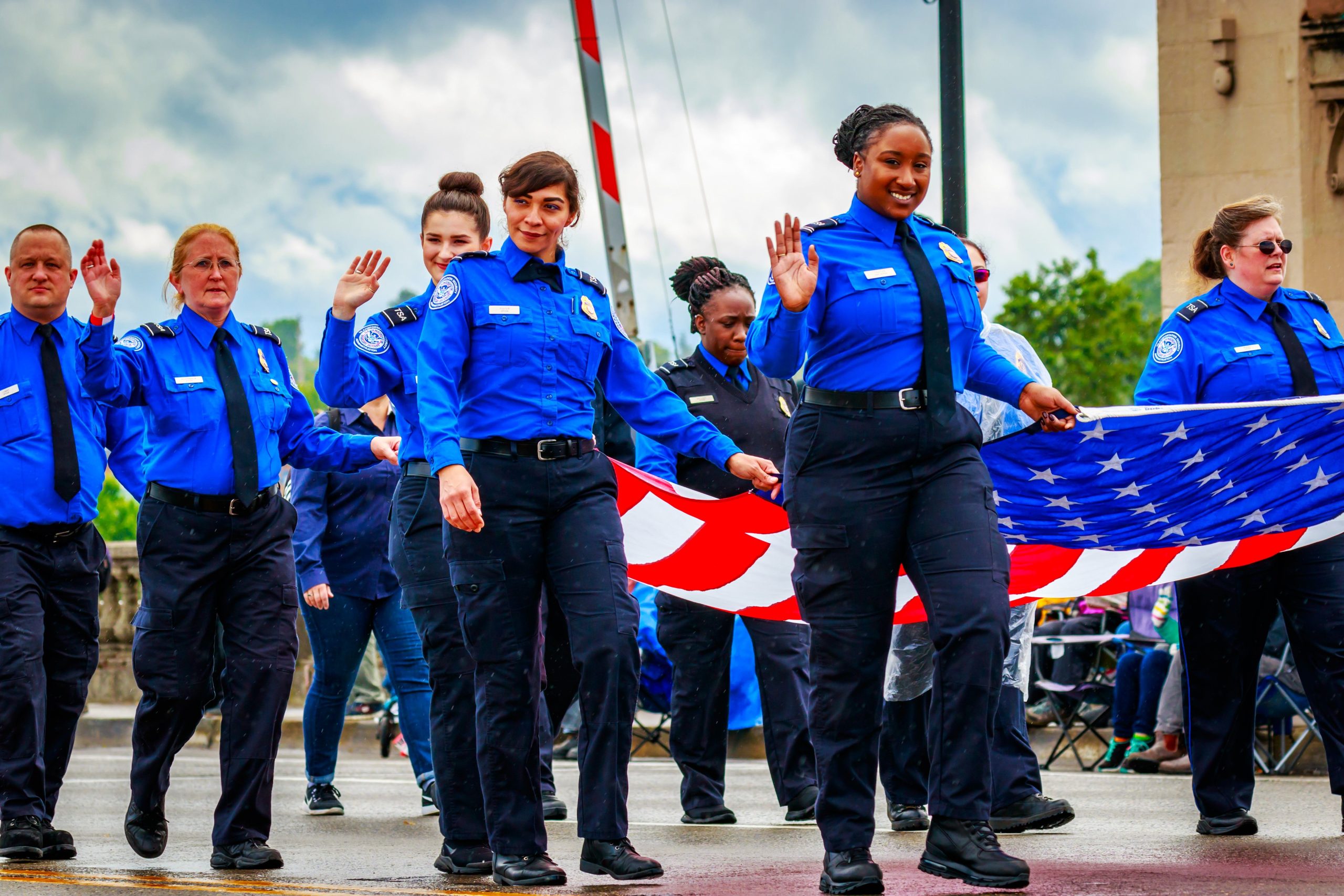 TSAは、その奇妙な禁止警告を発行しているが、靴下を伴う