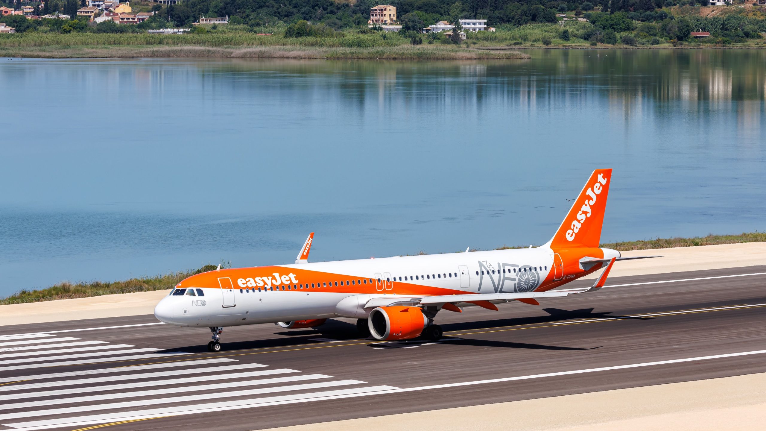 EasyJetの最大の狭い体：6月に航空会社のA321neoネットワークの探索