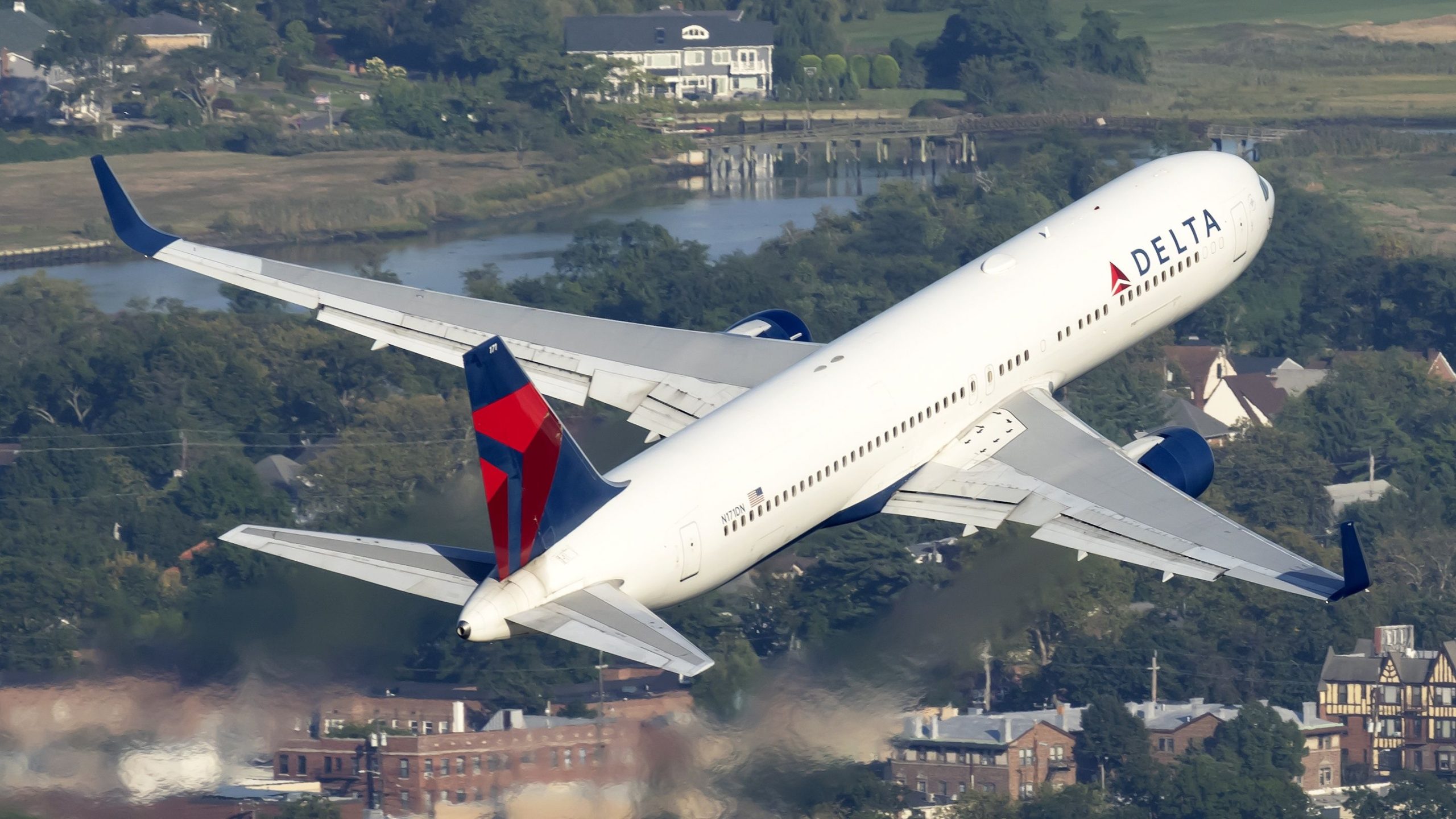 調査：デルタの新しいヨーロッパのフライトのうち、最も理にかなっているのはどれですか？