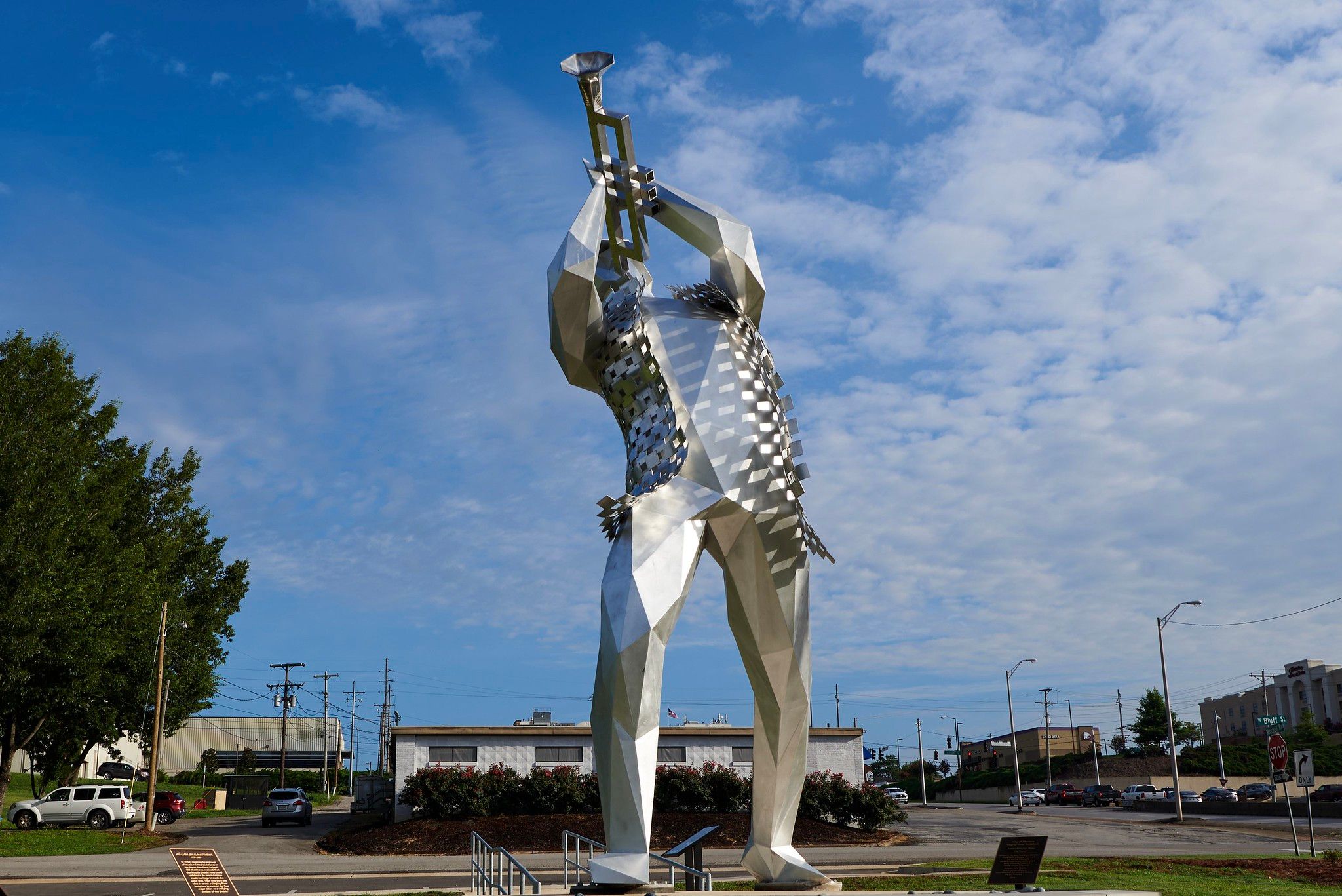 このあまり知られていない都市は、壮大な音楽シーン、おいしい南部の食べ物などでナッシュビルに匹敵します