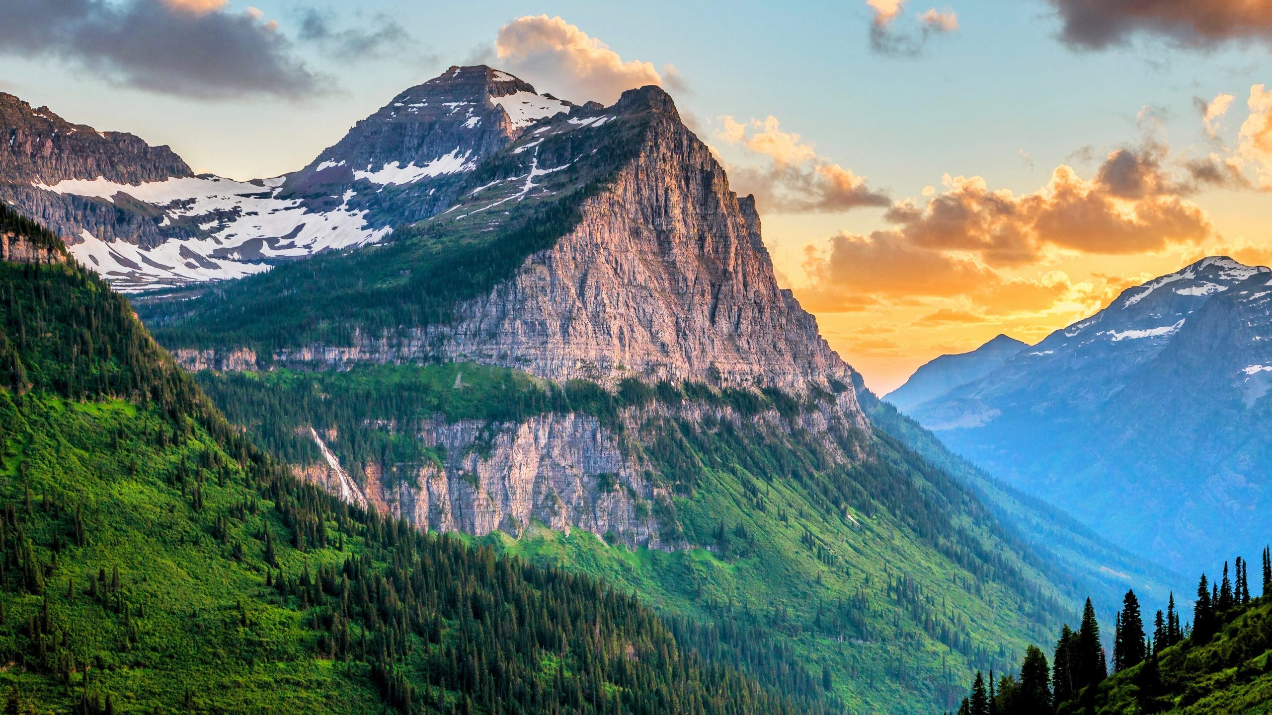 誰もがイエローストーンについて話しますが、氷河は過小評価されている宝石かもしれません