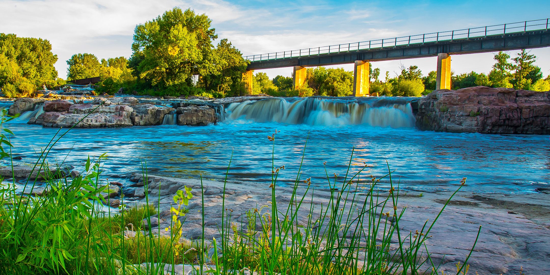 ミッシングリンク：アムトラックがアメリカで最も美しい州の1つを避ける理由