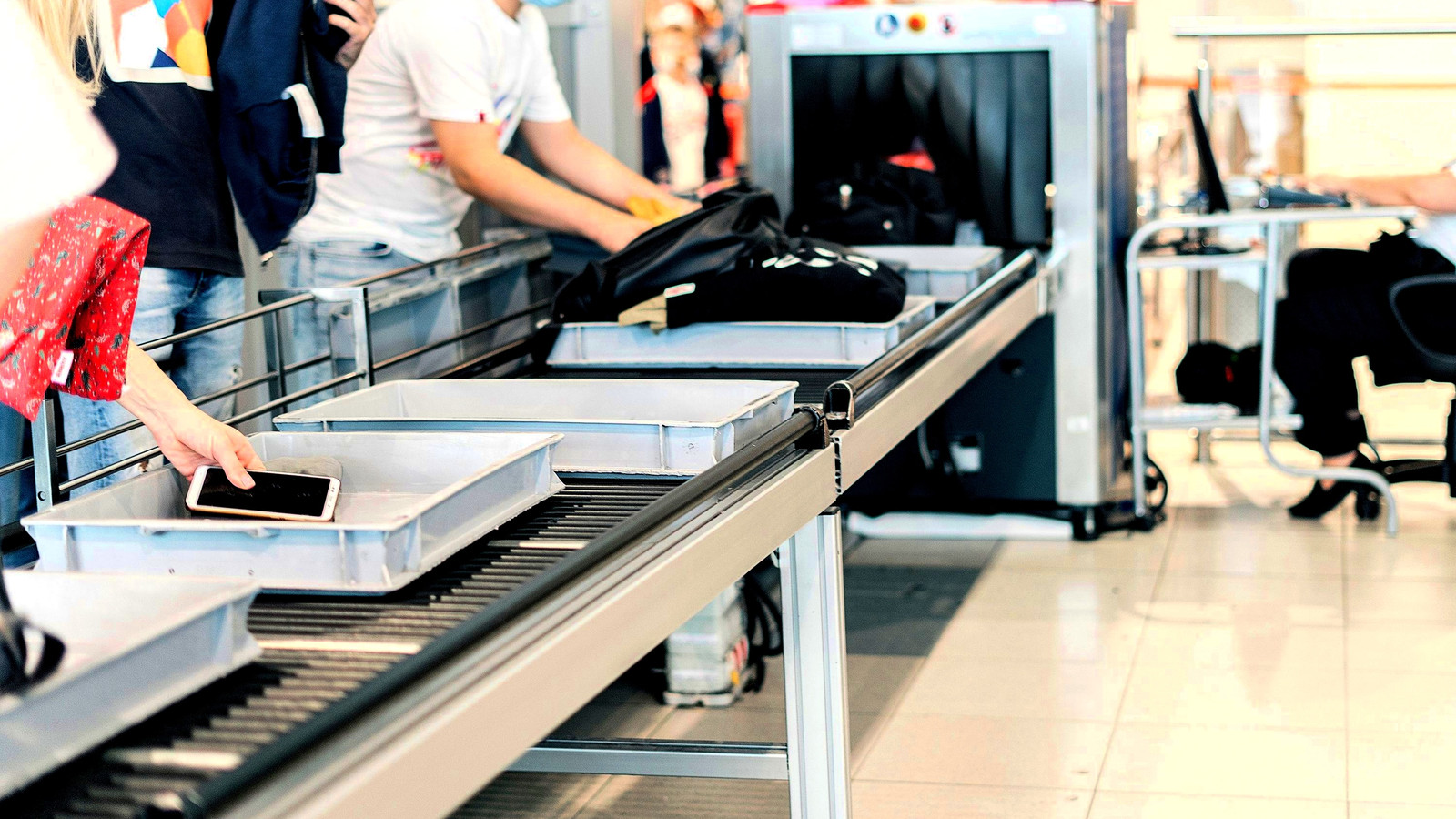 「それは非常識だ」：TSAは、偽のIDの「不条理な」隠し場所を持つ乗客をバストします