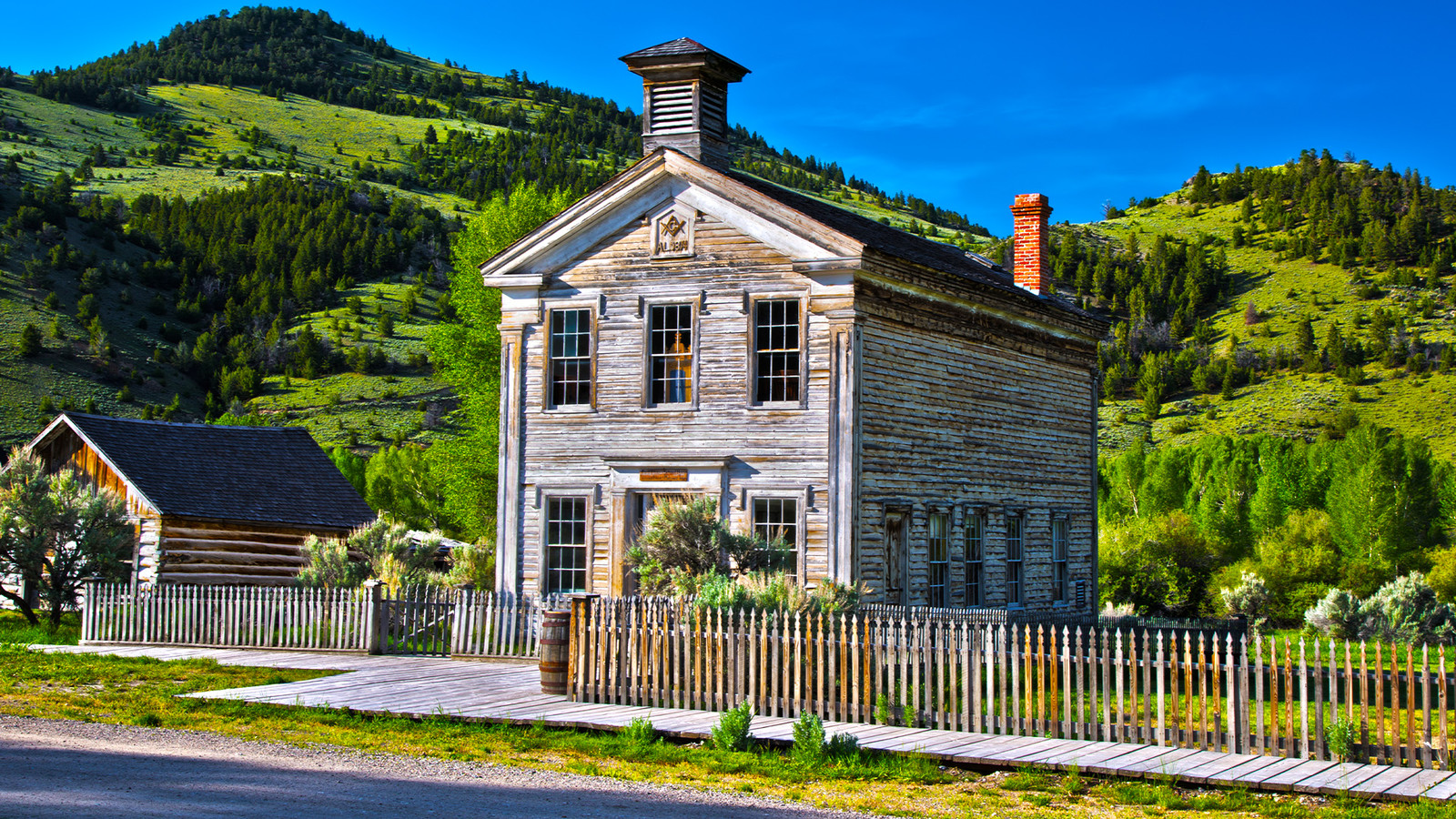 モンタナゴールドラッシュを開始した町は現在、過小評価されている旅行先です