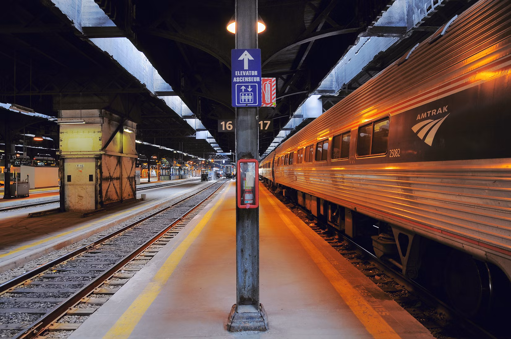 米国のアムトラック利用者らは、カナダが国境を越えた大規模な拡張に3,600万ドルの資金を引き出す可能性があると懸念している