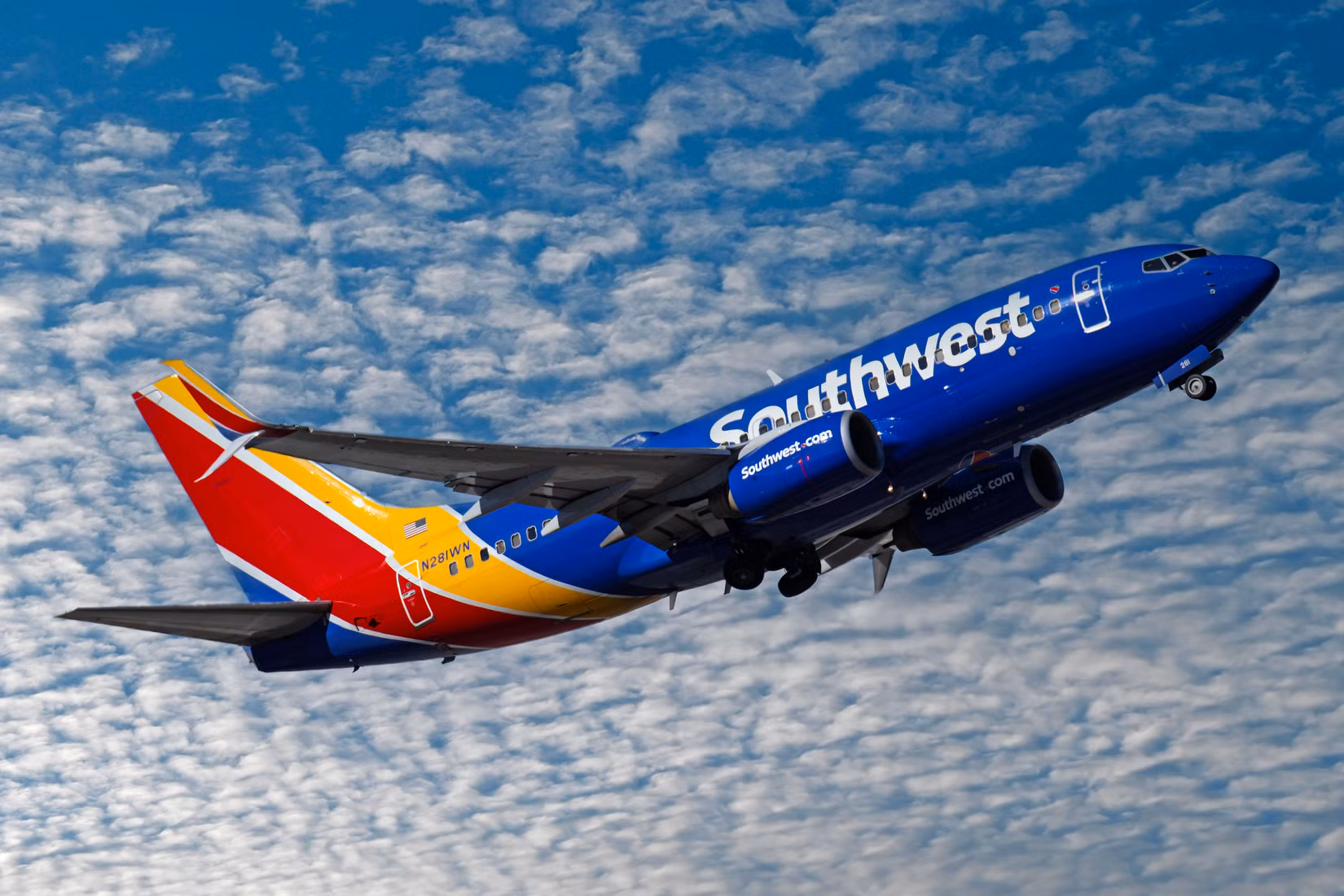 サウスウェスト vs.デルタ vs.ユナイテッド航空: 年末特典プログラムの特典が最も充実している航空会社はどこですか