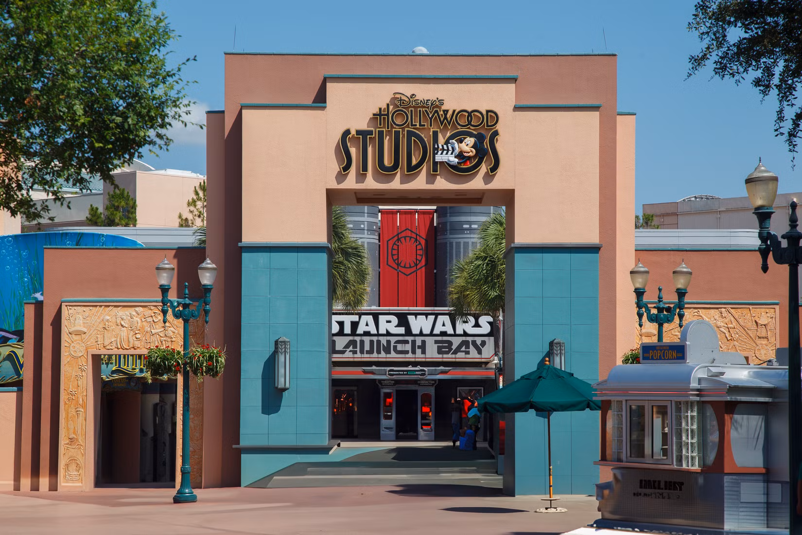 象徴的なランドマークが破壊され、ディズニーワールドがさらに認識できなくなる