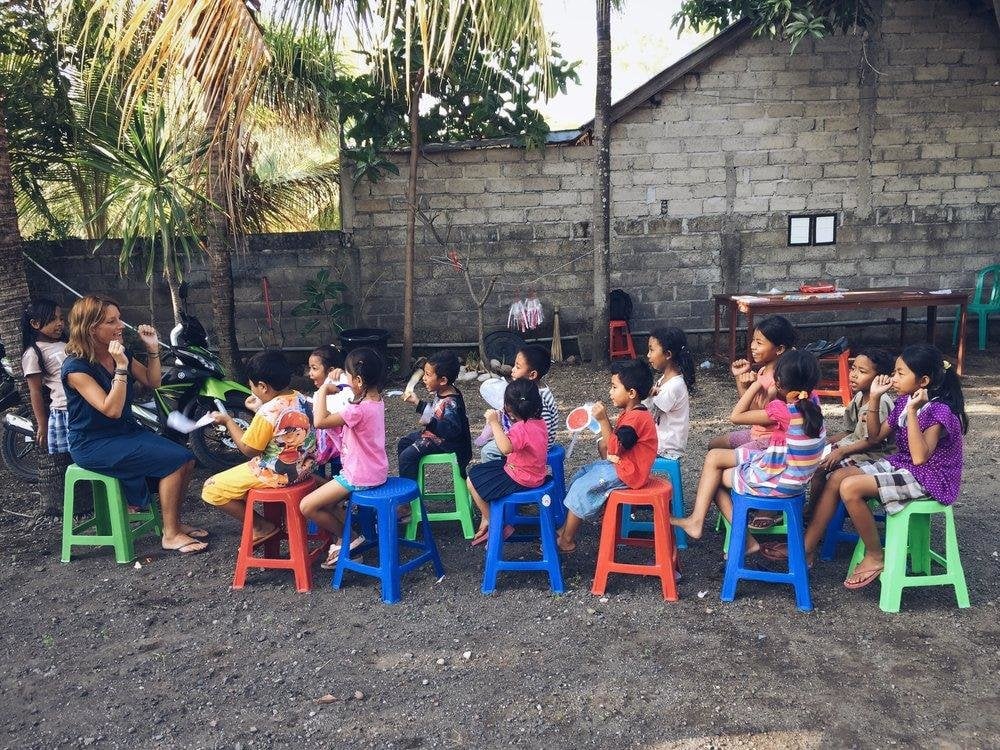 教師が海外に直面する8つの予期しない課題