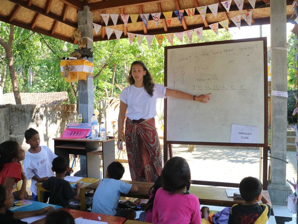 海外のESLジョブに申請する最良の方法は何ですか？