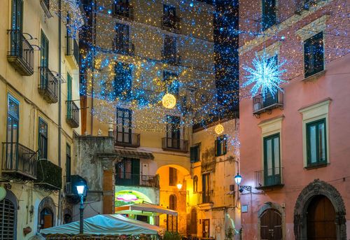 InspirationAmalfi Coast en décembre: Météo et conseils climatiques