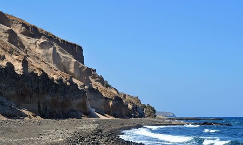 2月のインスピレーションアントリーニ：天気と旅行のヒント