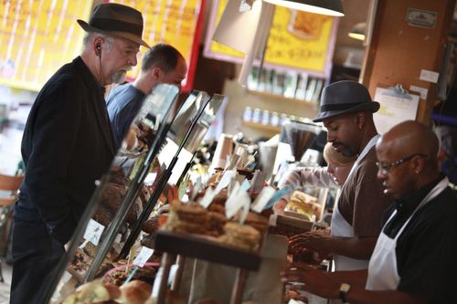 デトロイトの変化の多くの顔を見て、アメリカのカムバック都市