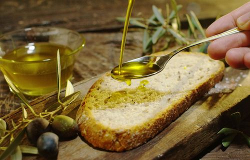 イタリアのフィレンツェの食品＆ドリンクマストトリーフードとそれらを見つける場所