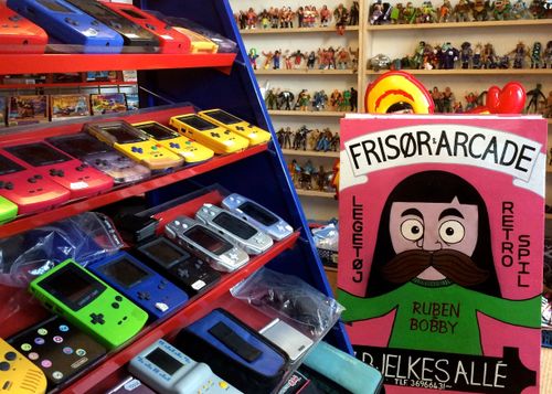 see＆docopenhagenの最高の秘密：レトロボビーのアーケード理髪店