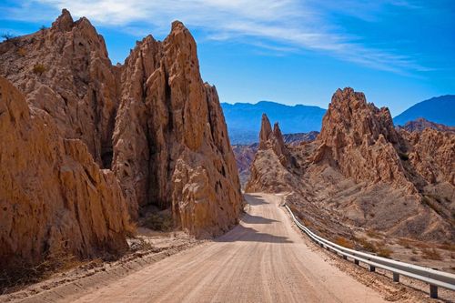 InspirationEditorsピック：最も過小評価されている夏の旅行のアイデア