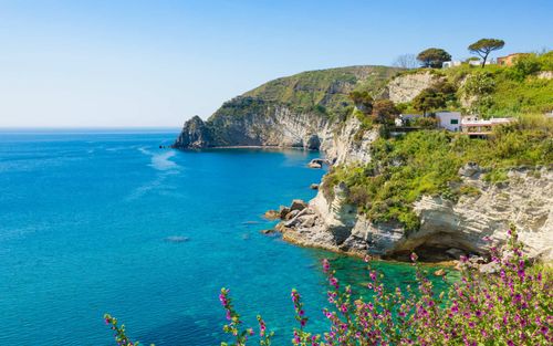 Inspirationischia、イタリア：やるべきことと滞在する場所