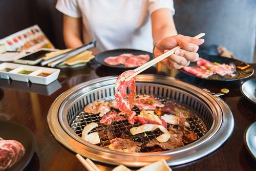 食べ物＆ドリンク大阪の最高の食べ物：あなたが試さなければならない10個の地元の料理