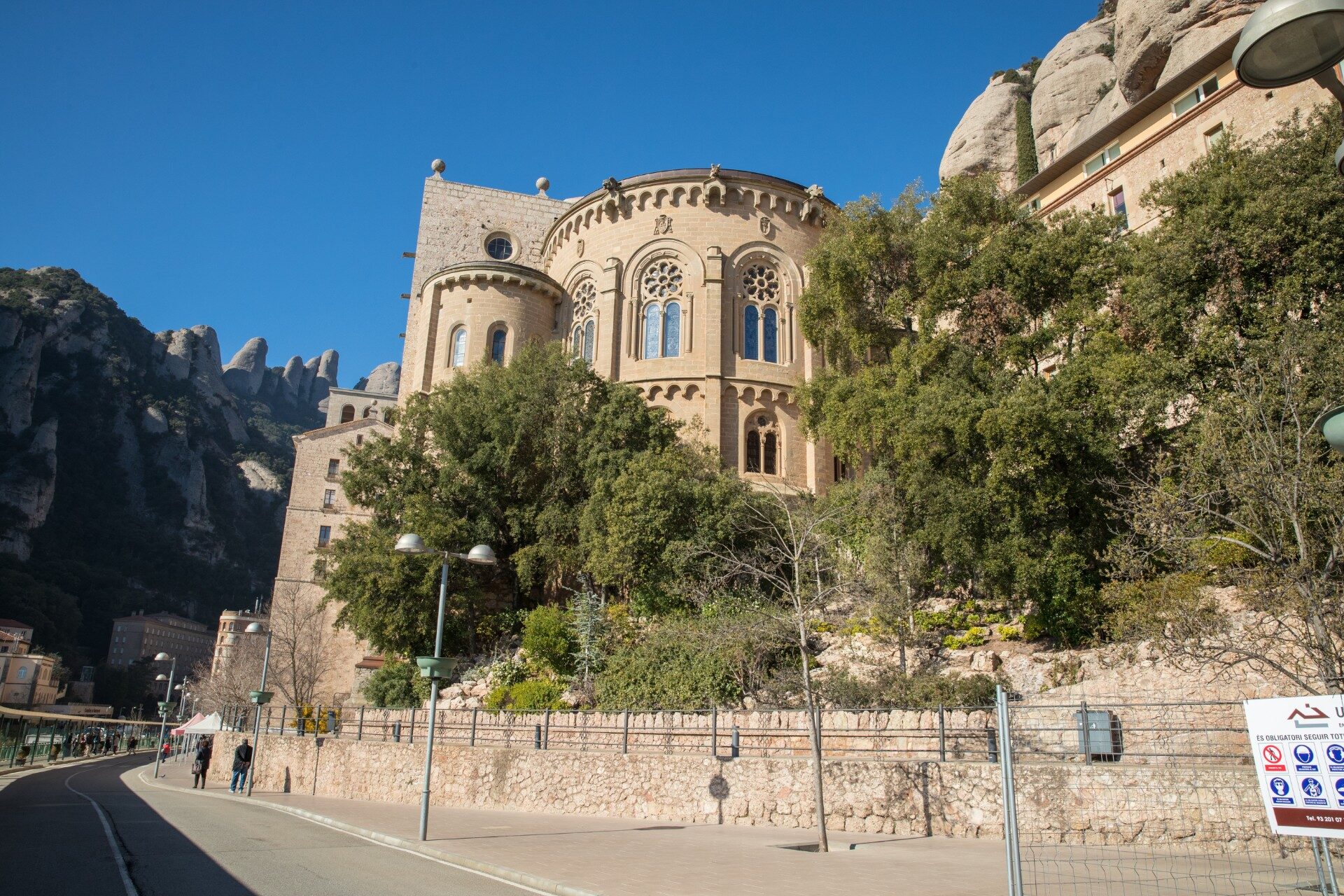 3月のスペイン：どこに行くか、天気、そして何を期待するか