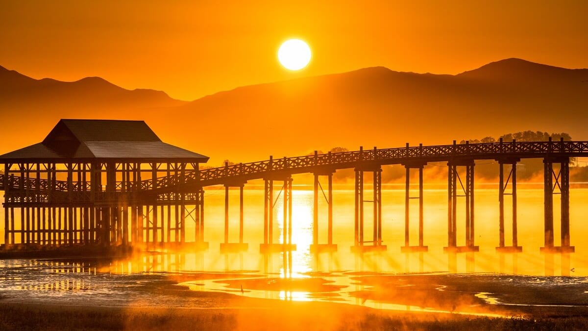 50アモリ県の50の必見の観光スポット｜エリア固有の旅行ガイド