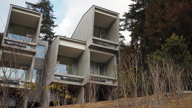 究極のユニークな滞在のために、東京周辺の革新的なホテル