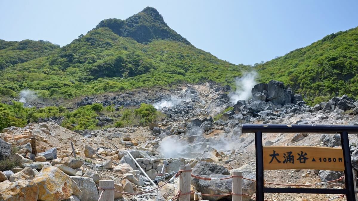 ハコネオワクダニの7つの観光スポット！スリリングな景色と黒いグルメ料理を試してみます