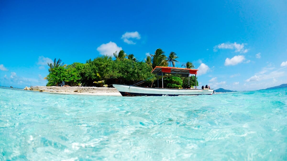 5ミクロネシアの連邦州の5つの必見の観光スポット！あなたが何度も何度も訪問したい楽園