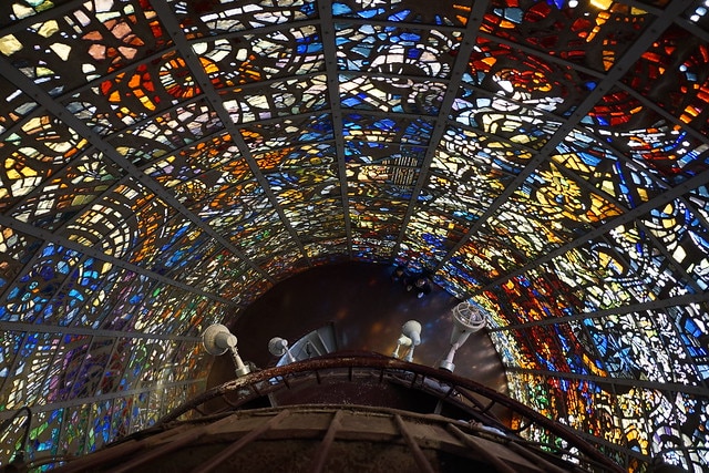 Hakoneの魅惑的な審美的な斑点：東京郊外のアートタウン