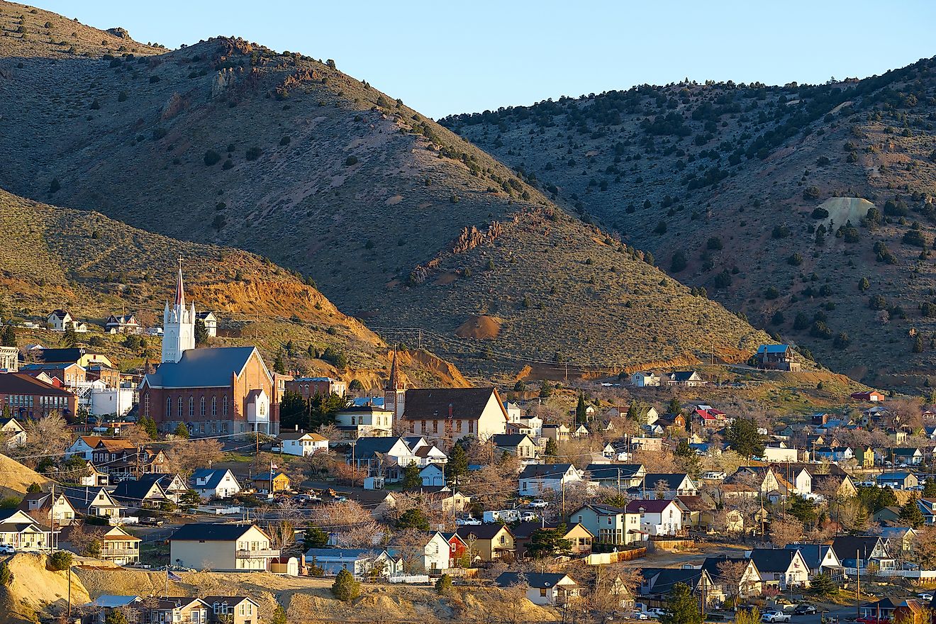 2025年の夏休みのための8つの最もクールなネバダの町