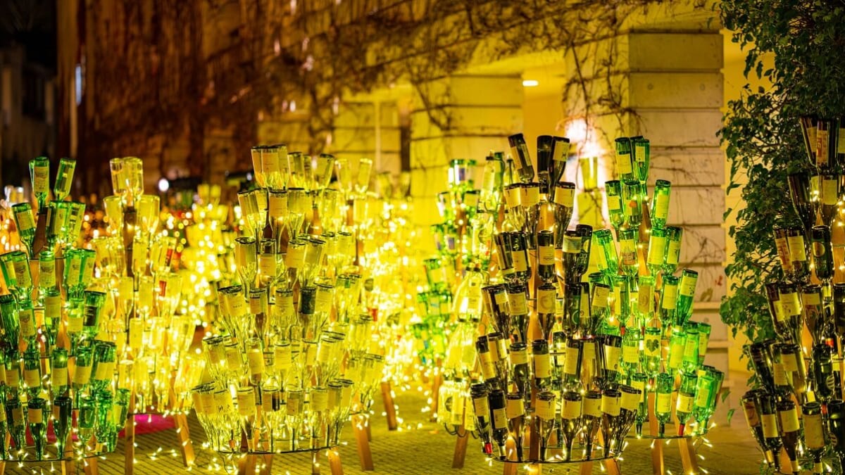 雨の日にも楽しむために、山下県の12人の観光地