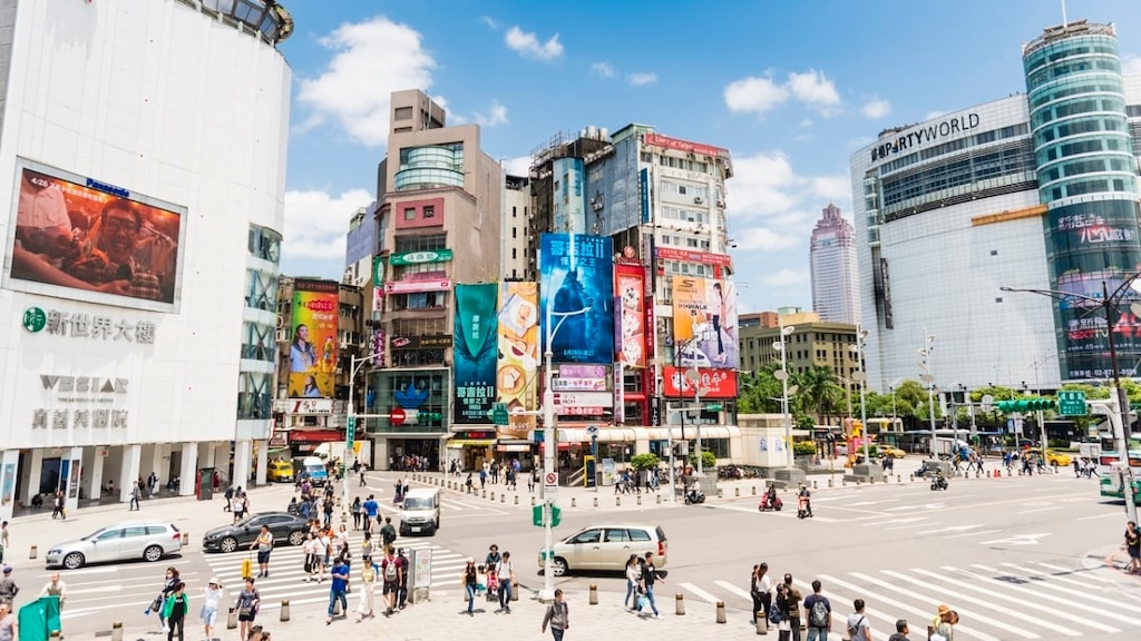 台湾のXimendingで必見のショッピングとダイニングスポットを発見してください！