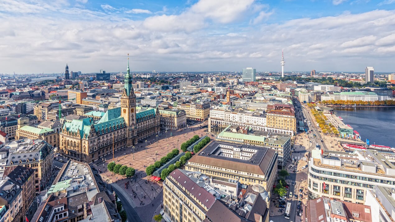 ハンブルク：なぜドイツの海上玄関口を訪れるべきなのか