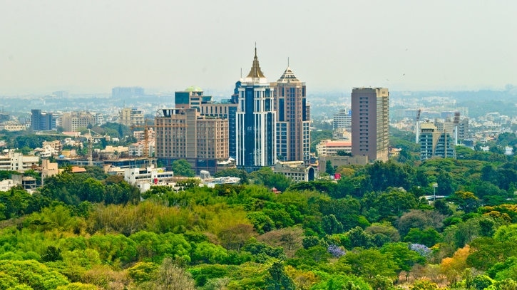 南インドのハイテク都市、バンガロールのトップ20の観光地を発見する