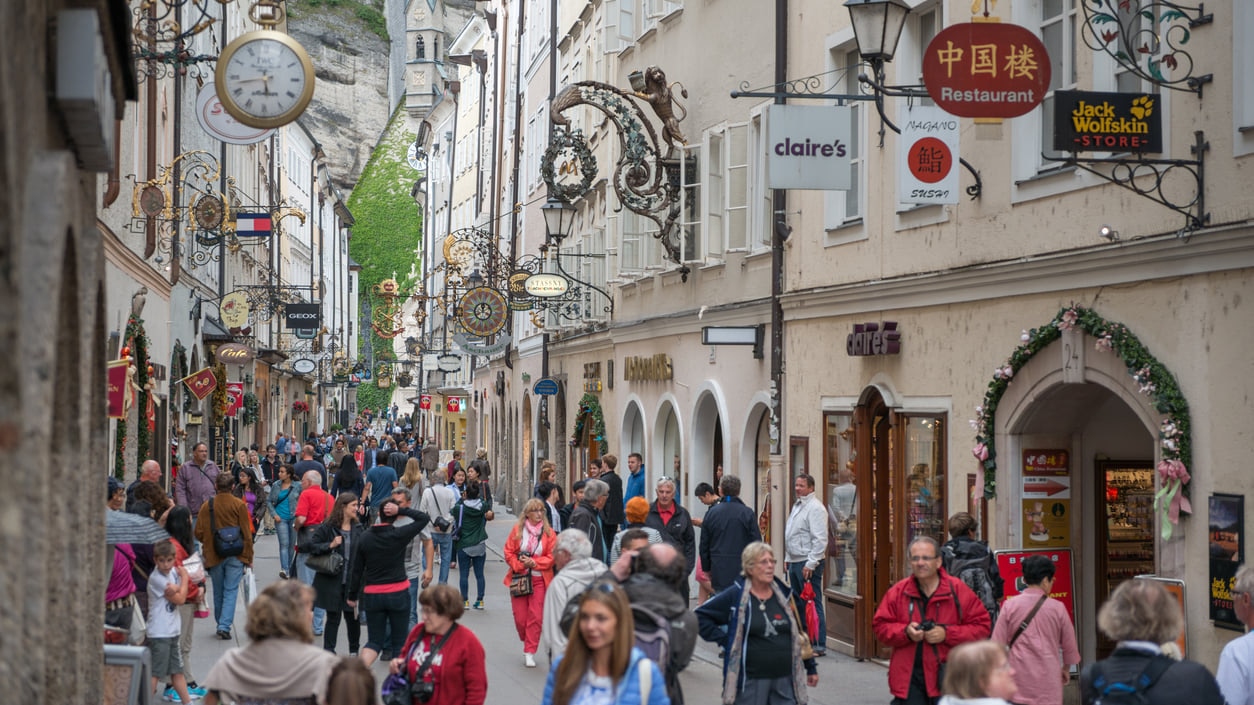 ザルツブルク：オーストリアの見事なバロック建築の天国