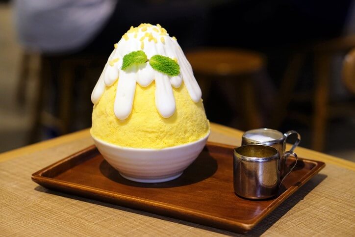 ふわふわの雪の花の剃毛氷に夢中になっていますか？台北駅、Zhongshan、Ximendingの近くにある5つの推奨される剃ったアイスショップがあります。