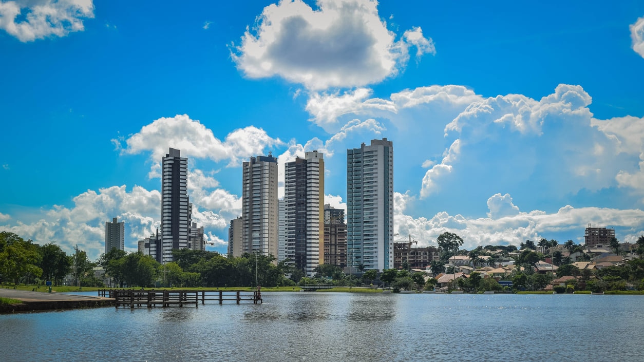 Campo Grande：その賑やかな進歩的なライフスタイルと農業の生計とを対比するパラドックス
