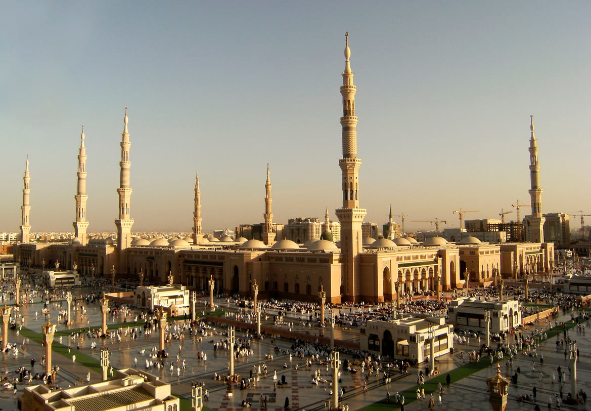 サウジアラビア：自然の美しさが洗練された街並みに出会う場所