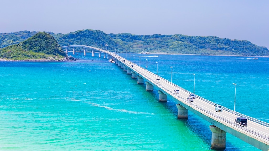 60山口県の推奨観光スポット：ハイライトでいっぱいの必見のアトラクションを紹介する