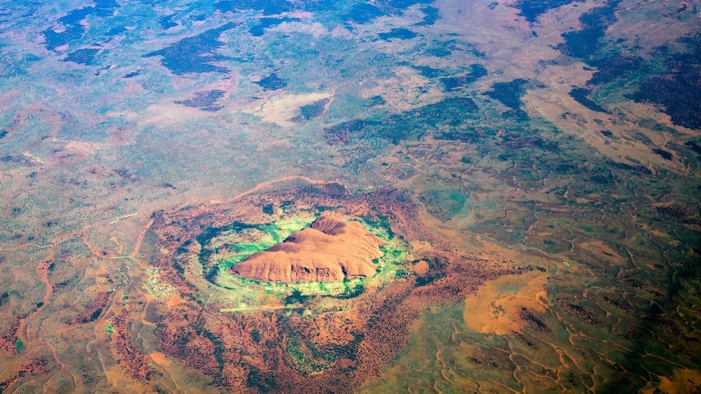 登っていなくてもウルル（エアーズロック）を楽しむことができますか？