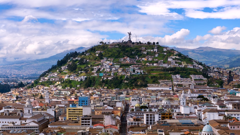 エクアドル：アマゾンからアンデスへのユニークな驚異の配列を持つ国