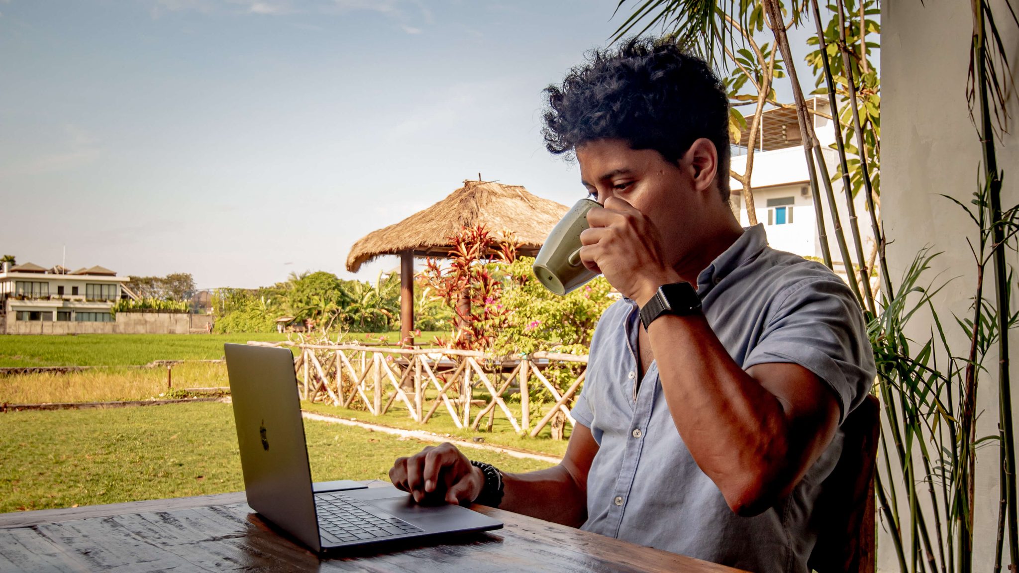 WebデザイナーSergio Salaによるリモートワークの洞察