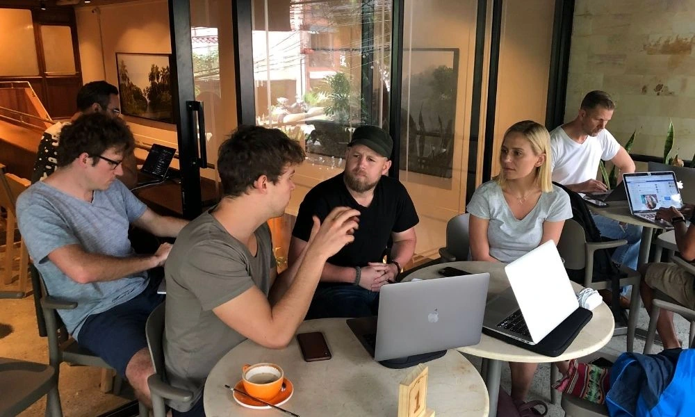 2025年のデジタル遊牧民のための5つの最高の銀行