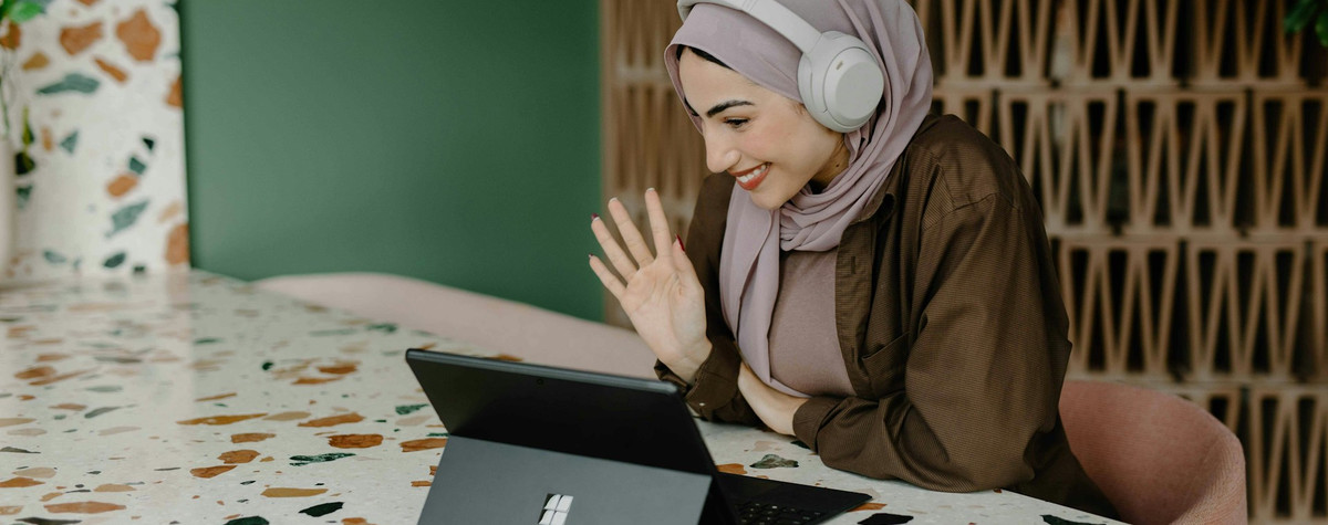 仮想ハーモニー：効果的な内部コミュニケーションに関するリモートワーカーのガイド[パート2]